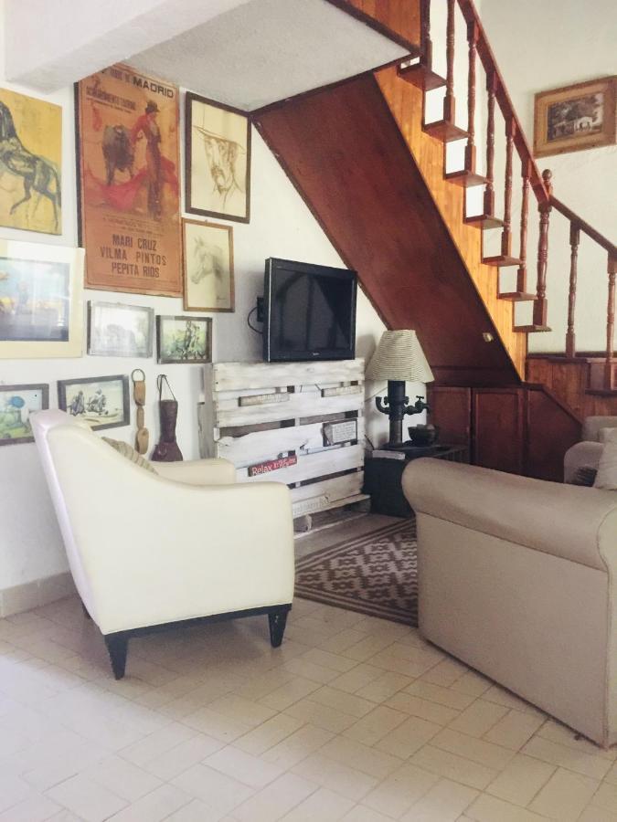 Гостевой дом Casa De Huespedes El Trebol De Ezeiza La Union Экстерьер фото